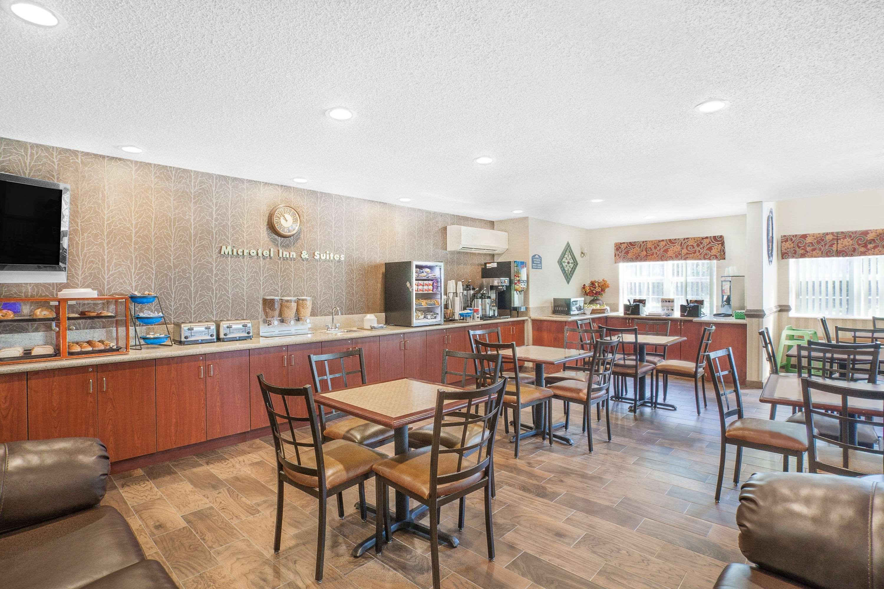Microtel Inn And Suites - Salisbury Extérieur photo