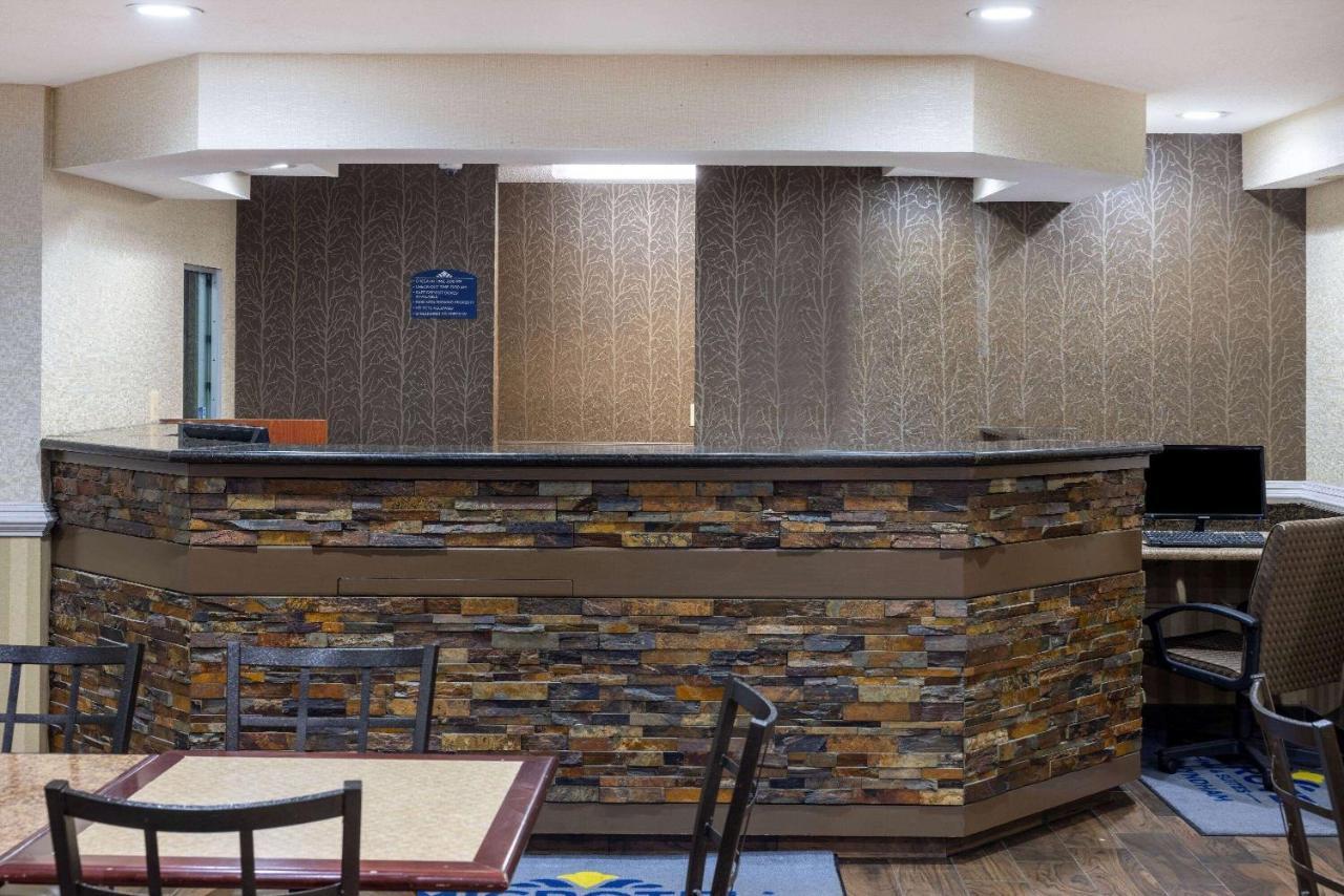 Microtel Inn And Suites - Salisbury Extérieur photo