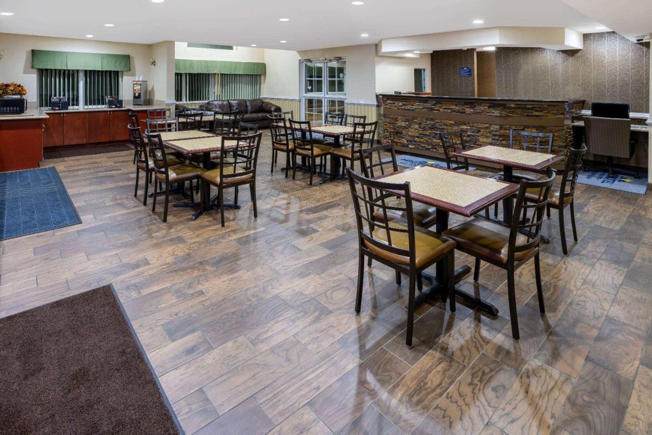 Microtel Inn And Suites - Salisbury Extérieur photo