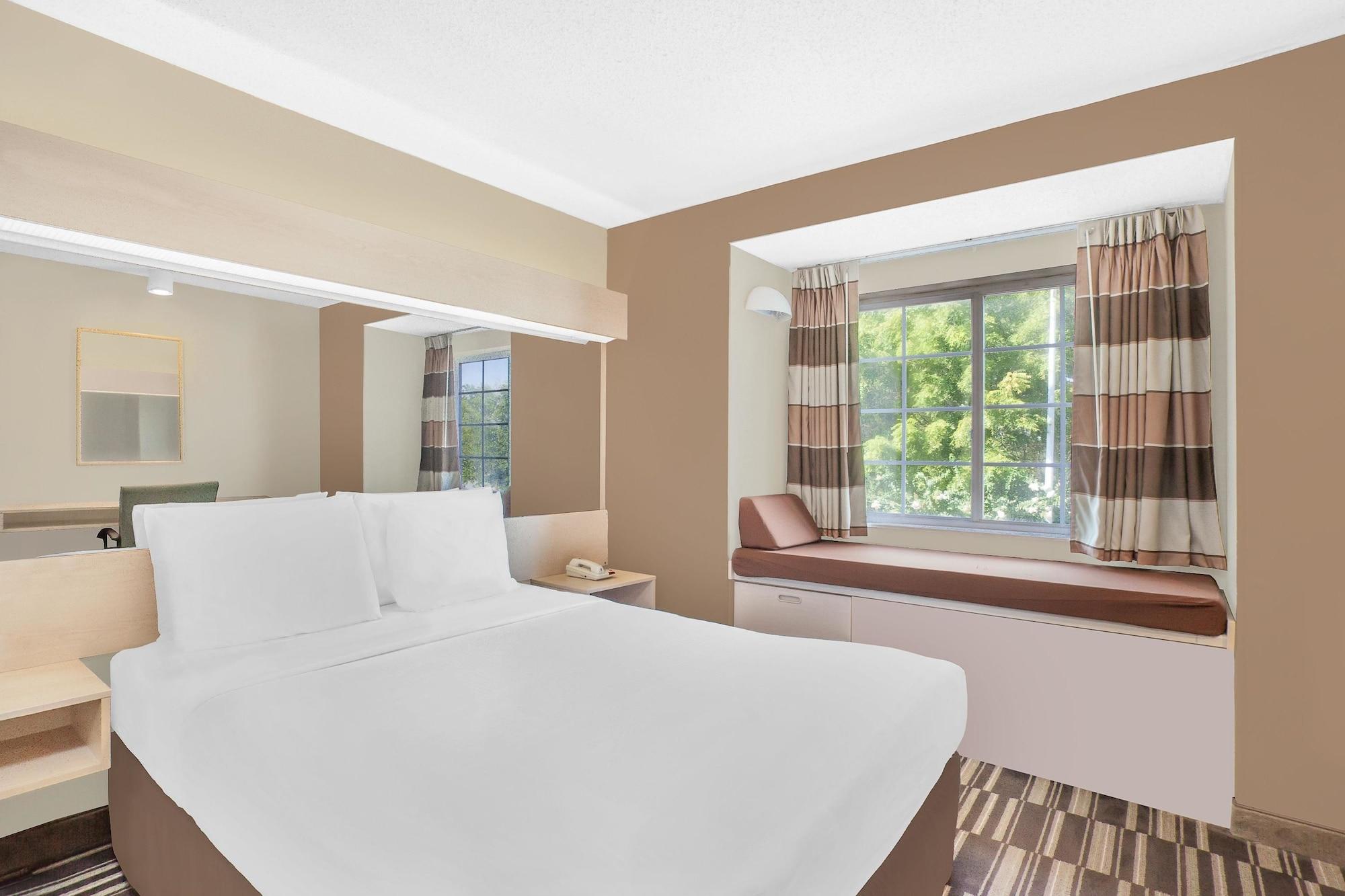 Microtel Inn And Suites - Salisbury Extérieur photo