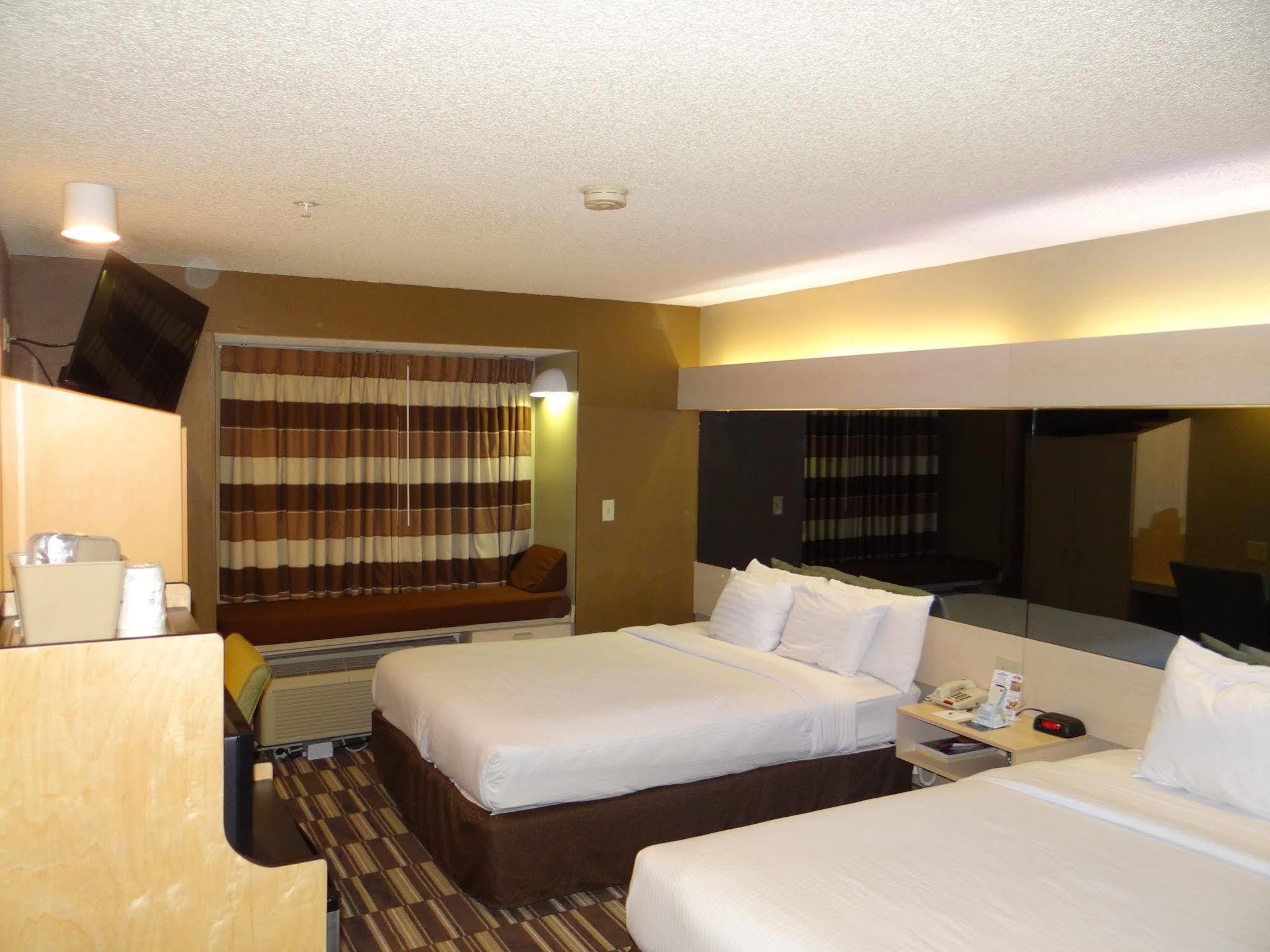 Microtel Inn And Suites - Salisbury Extérieur photo