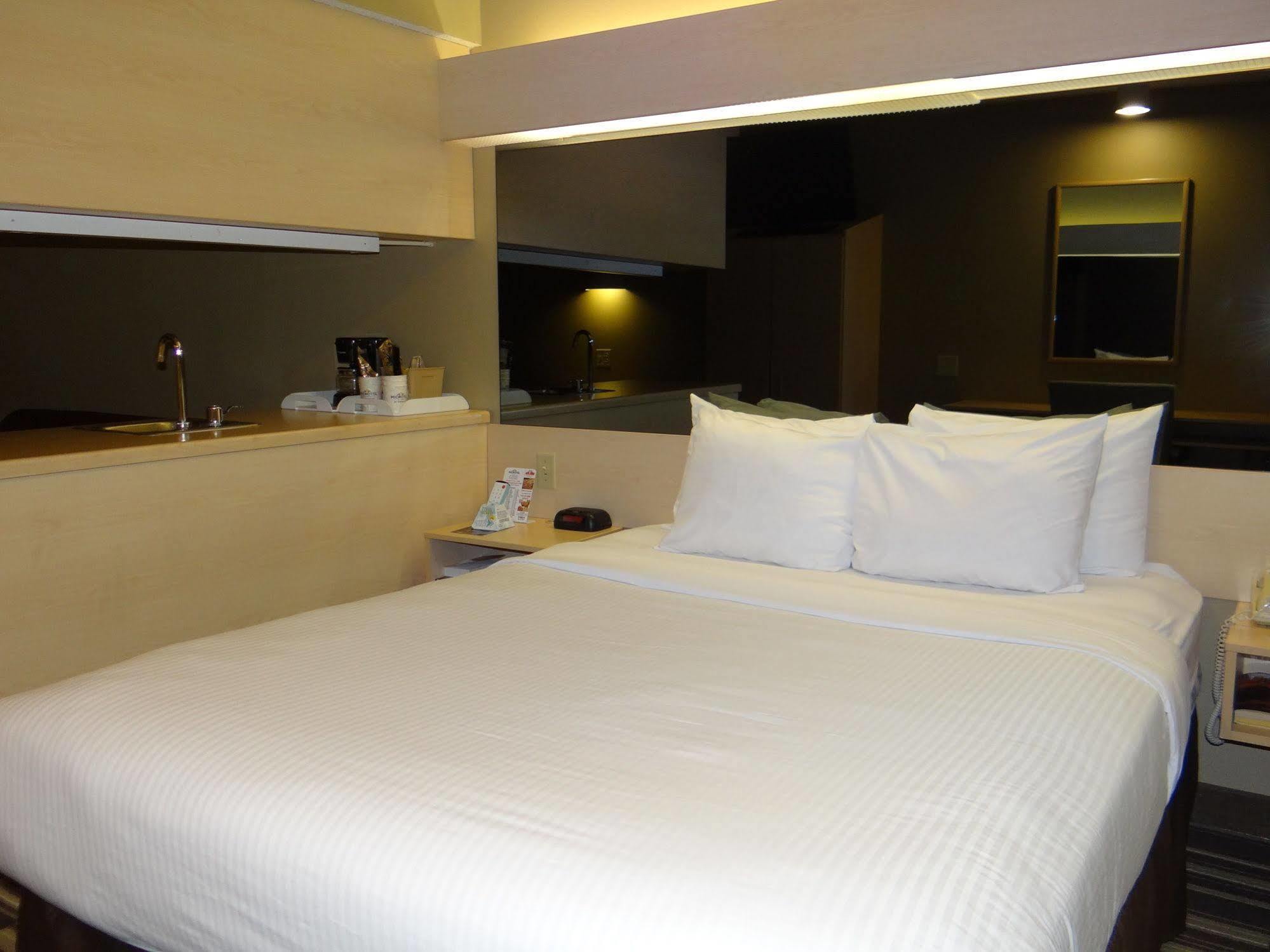 Microtel Inn And Suites - Salisbury Extérieur photo