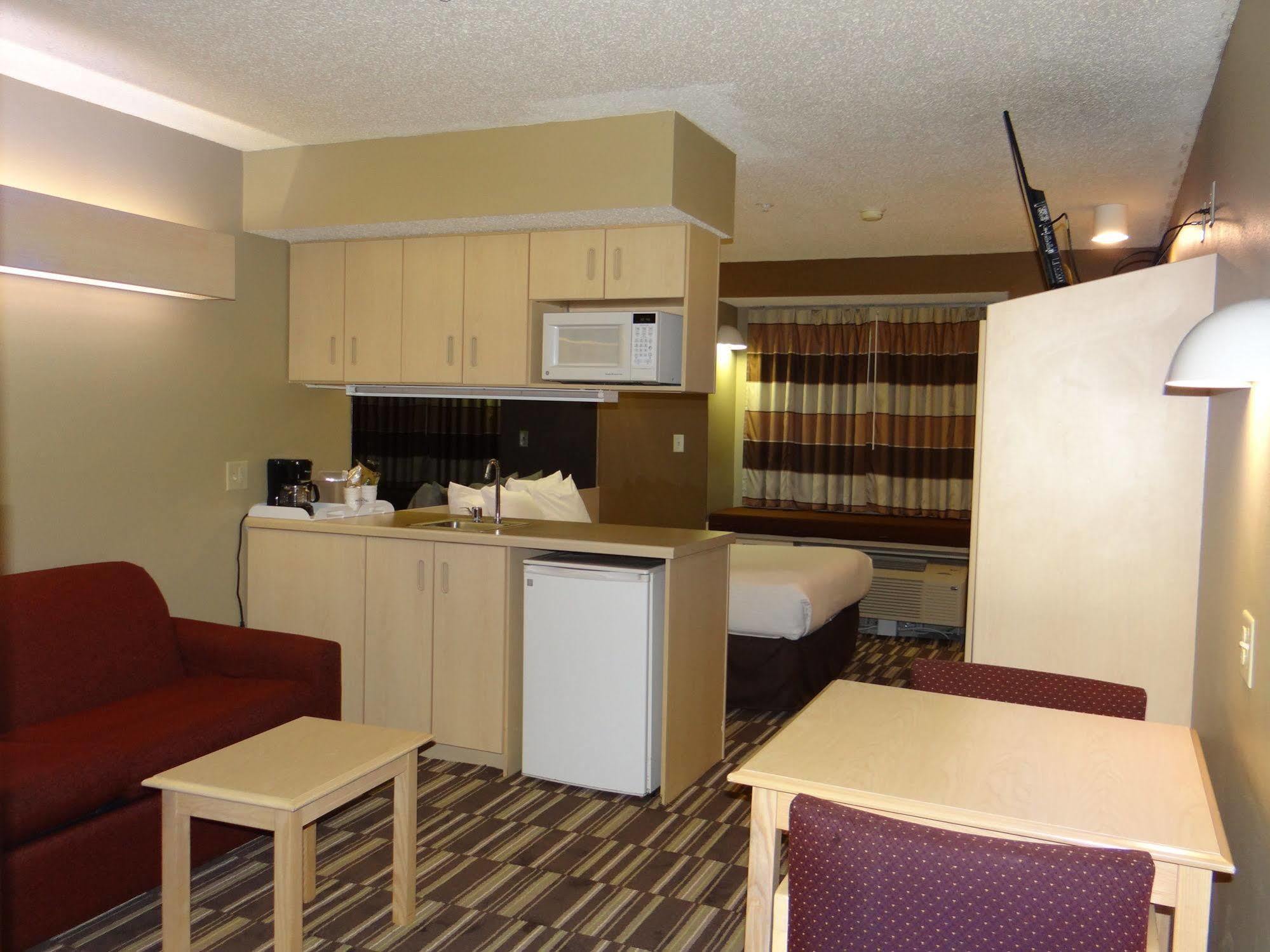 Microtel Inn And Suites - Salisbury Extérieur photo